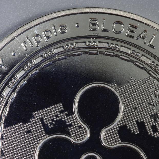 XRP ETF 开盘成交量在 30 分钟内飙升至 2600 万美元