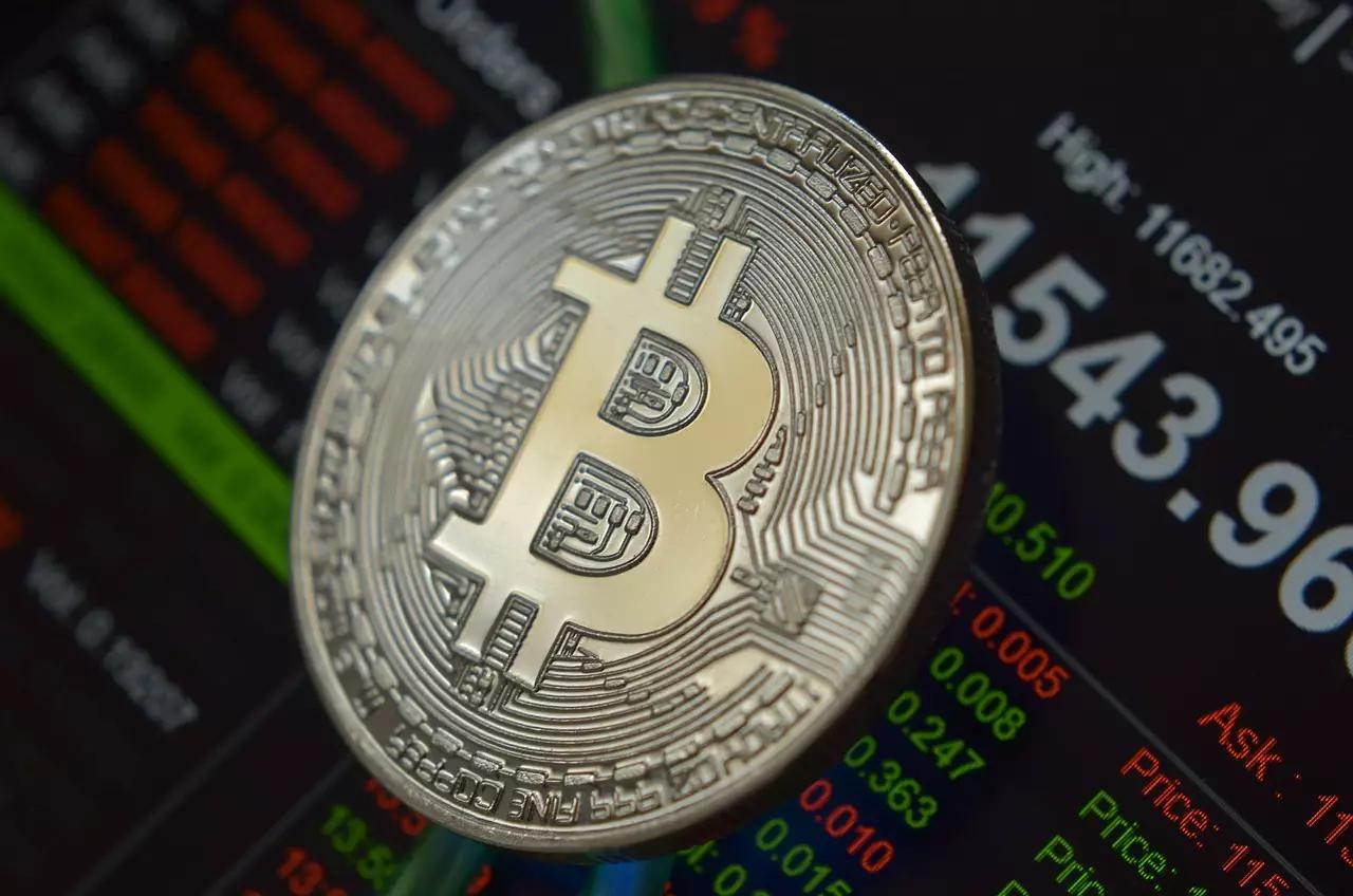 英伟达提振华尔街信心，比特币意外反弹