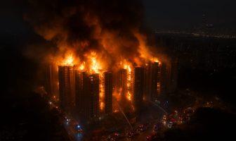 香港17年来最严重的火灾引发加密货币公司纷纷伸出援手