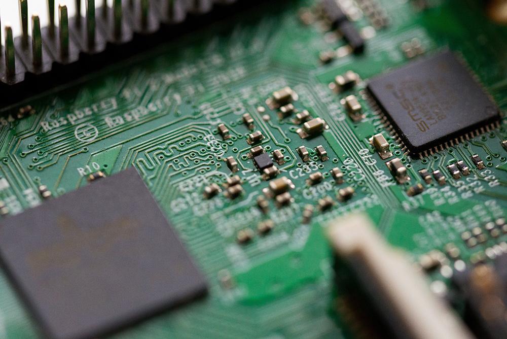 TrendForce：AI引发“根本性变革”，存储行业收入暴涨将延续至2027年